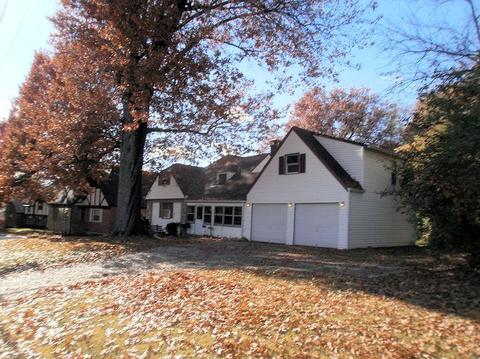 6945 Winton Rd, Cincinnati, OH 45224 photo 1