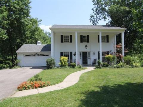 8840 Sandymar Dr, Cincinnati, OH 45242 photo 1