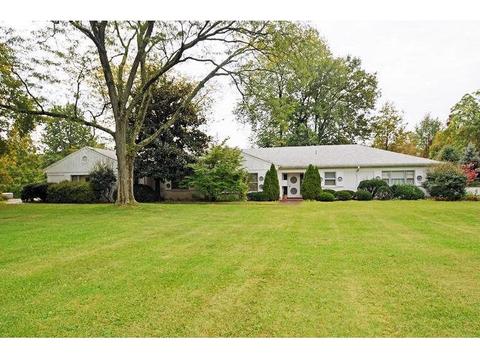 3261 Galbraith Rd, Cincinnati, OH 45236 photo 1
