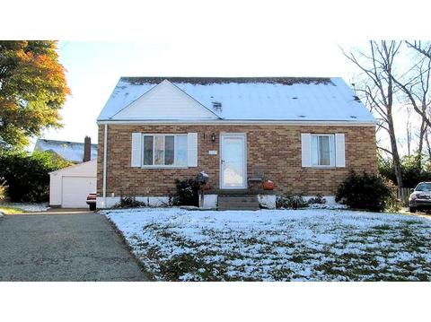 1927 Acorn Dr, Cincinnati, OH 45231 photo 1