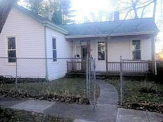 4609 Ward St, Cincinnati, OH 45227 photo 1