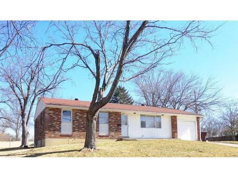 832 Smiley Ave, Forest Park, OH 45240 photo 1