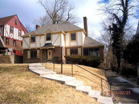 6228 Beech View Cir, Cincinnati, OH 45213 photo 1