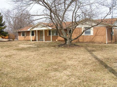 5424 Outer Dr, Aurora, IN 47001 photo 1