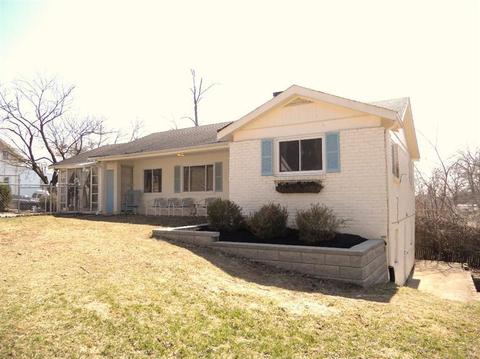 5607 Maphet St, Cincinnati, OH 45227 photo 1