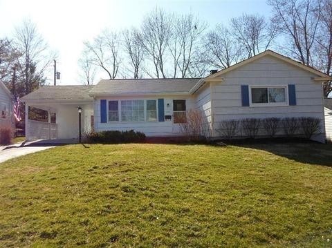 102 Junedale Dr, Greenhills, OH 45218 photo 1