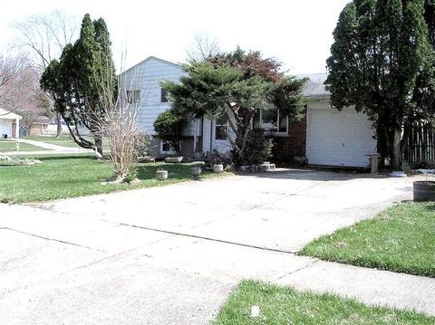 1405 Biloxi Dr, Cincinnati, OH 45231 photo 1