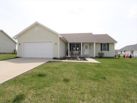 304 Mackenzie Ct, Blanchester, OH 45107 photo 1