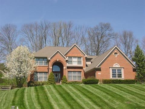 853 Castlebay Dr, Cincinnati, OH 45245 photo 1