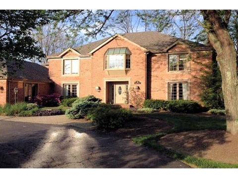 13 Heritage Rd, Blue Ash, OH 45241 photo 1