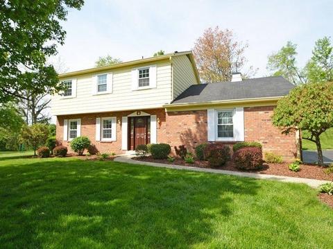 2702 Caledon Ln, Cincinnati, OH 45244 photo 1