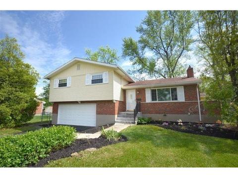 8756 Brent Dr, Cincinnati, OH 45231 photo 1