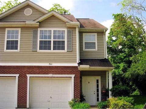 635 Keystone Dr #301, Cincinnati, OH 45244 photo 1