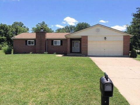 10180 Wayne Ave, Woodlawn, OH 45215 photo 1