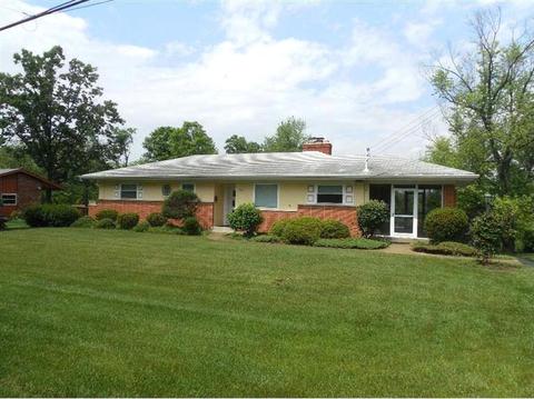 4254 Marcrest Dr, Cincinnati, OH 45211 photo 1