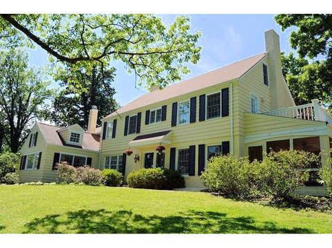 3498 Arnold St, Cincinnati, OH 45208 photo 1