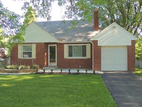 8321 Forest Rd, Cincinnati, OH 45255 photo 1
