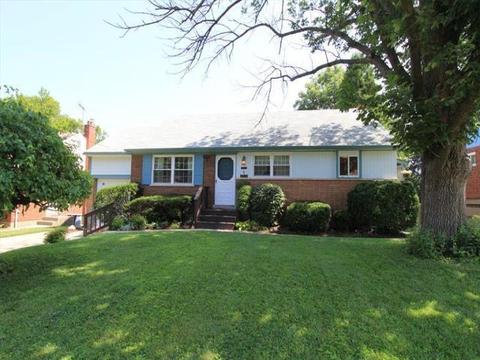 8666 Elmtree Ave, Cincinnati, OH 45231 photo 1