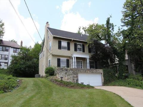 5 Hedgerow Ln, Cincinnati, OH 45220 photo 1