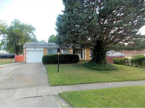 1393 Meredith Dr, Springfield Twp., OH 45011 photo 1