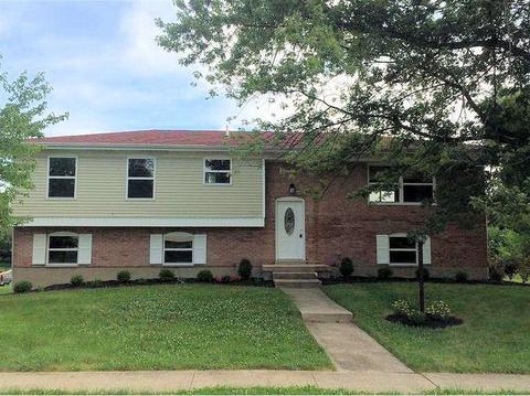 1692 Forester Dr, Cincinnati, OH 45240 photo 1