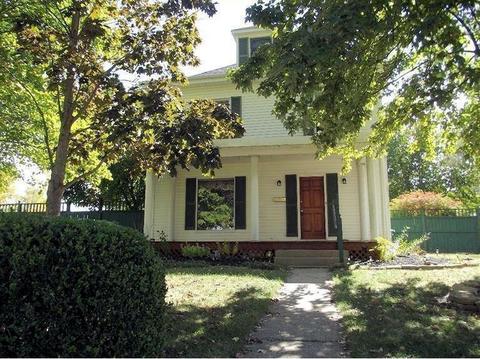 113 Baldwin St, Blanchester, OH 45107 photo 1