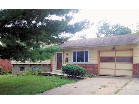 1337 Biloxi Dr, Cincinnati, OH 45231 photo 1