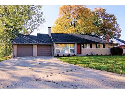979 Hempstead Dr, Cincinnati, OH 45231 photo 1