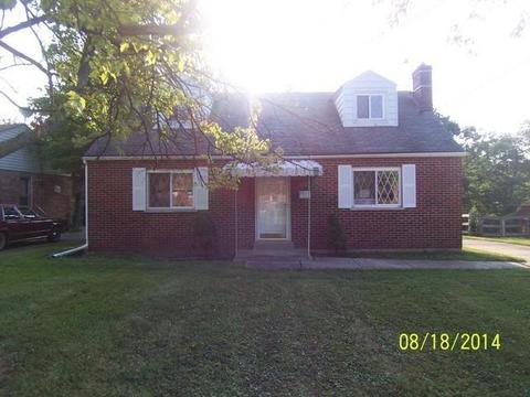9270 Ranchill Dr, Cincinnati, OH 45231 photo 1