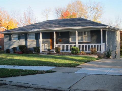 4364 Pinecroft Dr, Cincinnati, OH 45211 photo 1
