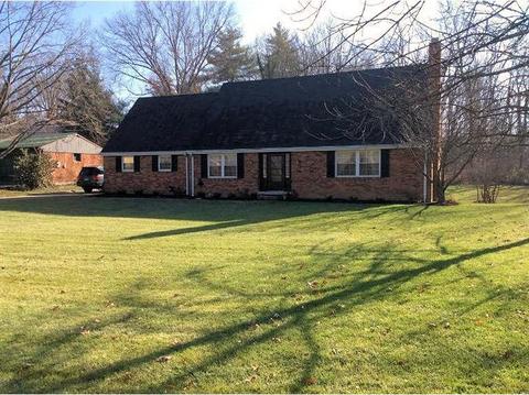 1119 Meredith Dr, Cincinnati, OH 45231 photo 1
