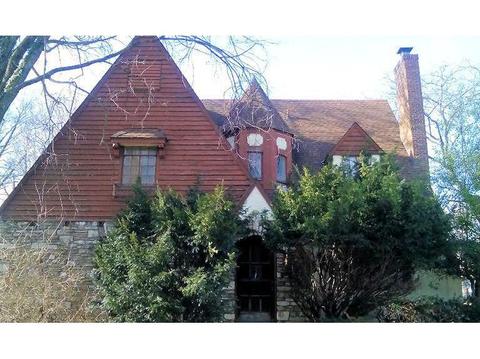 5015 Paddock Rd, Cincinnati, OH 45237 photo 1