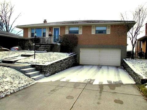 813 Serben Dr, Cincinnati, OH 45233 photo 1