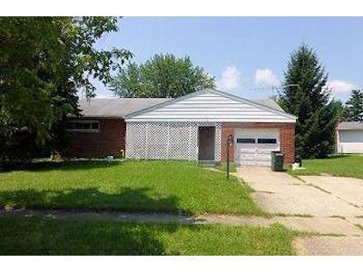 90 Dover Pl, Hamilton, OH 45013 photo 1