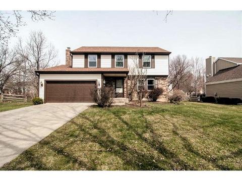 9201 Fields Dr, Mason, OH 45040 photo 1