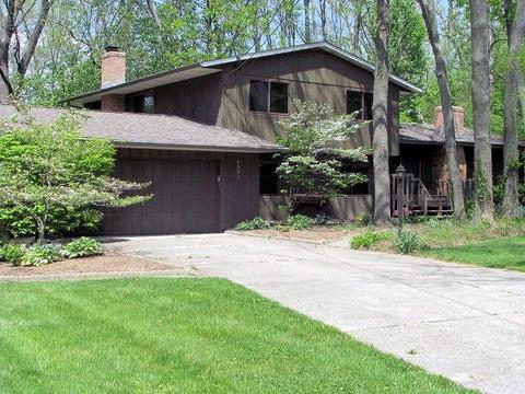 9098 Arrowhead Ct, Cincinnati, OH 45231 photo 1