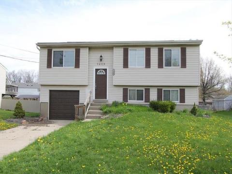 1468 Forester Dr, Cincinnati, OH 45240 photo 1