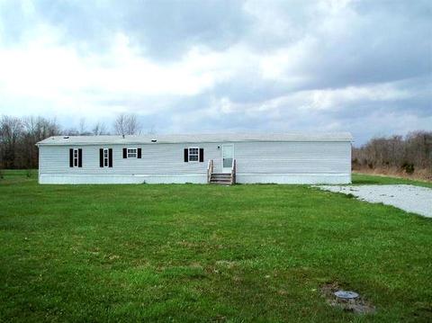 11375 Colthar Rd, Bethel, OH 45106 photo 1