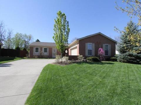 1677 Lockbourne Dr, Cincinnati, OH 45240 photo 1
