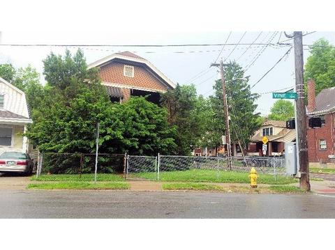 3840 Vine St, Cincinnati, OH 45217 photo 1