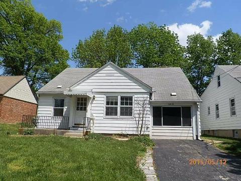 6814 Warder Dr, Cincinnati, OH 45224 photo 1