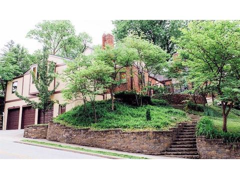 700 Mitchell Ave, Cincinnati, OH 45229 photo 1