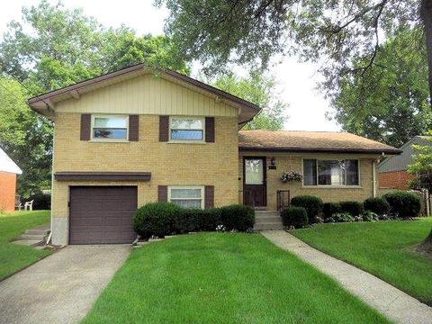 1032 Bluejay Dr, Cincinnati, OH 45231 photo 1