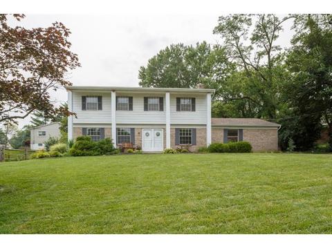 1331 Devils Backbone Rd, Cincinnati, OH 45233 photo 1