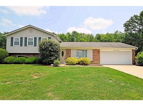 4268 Wuebold Ln, Cincinnati, OH 45245 photo 1