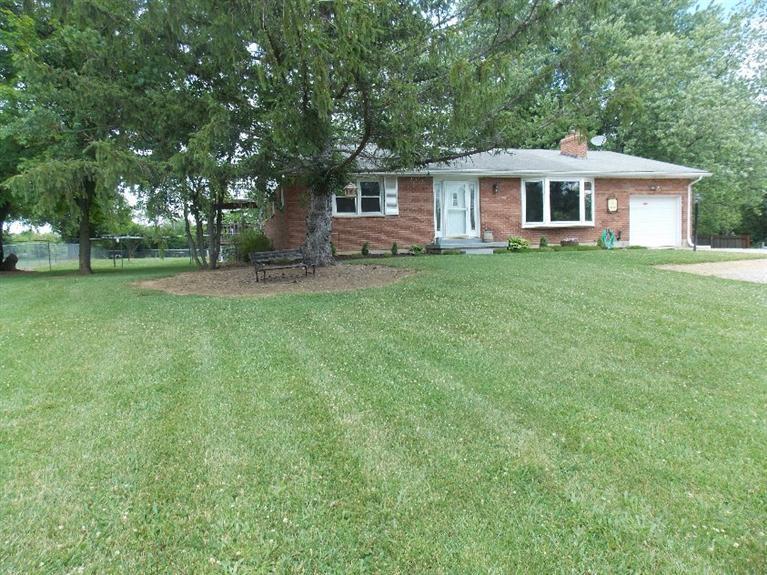 3212 Stahlheber Rd, Hamilton, OH 45013