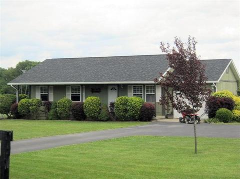 140 Dalton Rd, Wilmington, OH 45177 photo 1