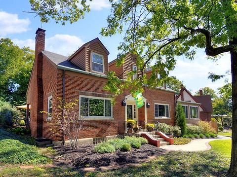 2746 Eugenie Ln, Cincinnati, OH 45211 photo 1