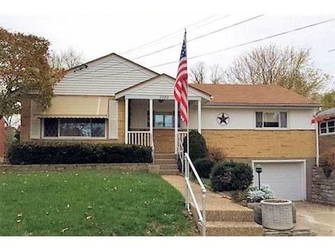 2282 Deblin Dr, Cincinnati, OH 45239 photo 1