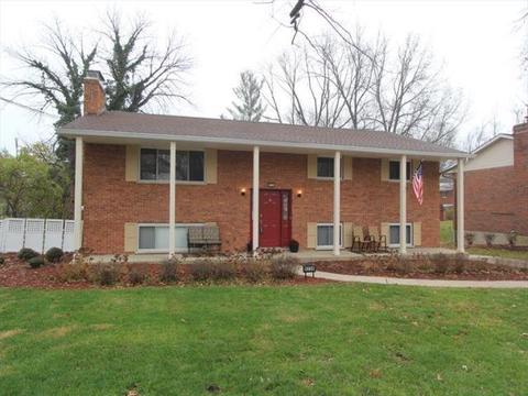 9334 Long Ln, Cincinnati, OH 45231 photo 1